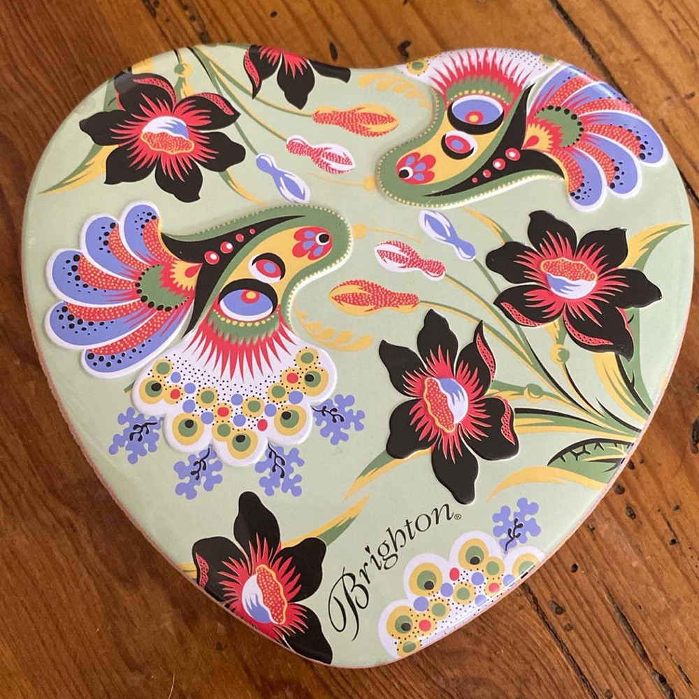 Brighton Heart Tin Embossed Hummingbird Floral Daffodil 5.5” Empty Container Box